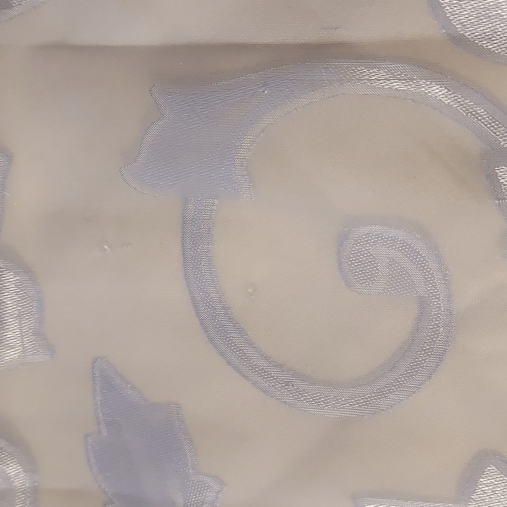 Blue Sheer Pattern Table Runner - Picture 6 of 8